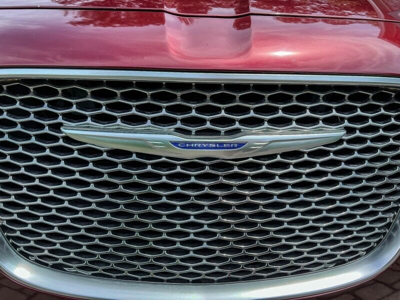 2019 Chrysler 300 Touring Wilmington NC