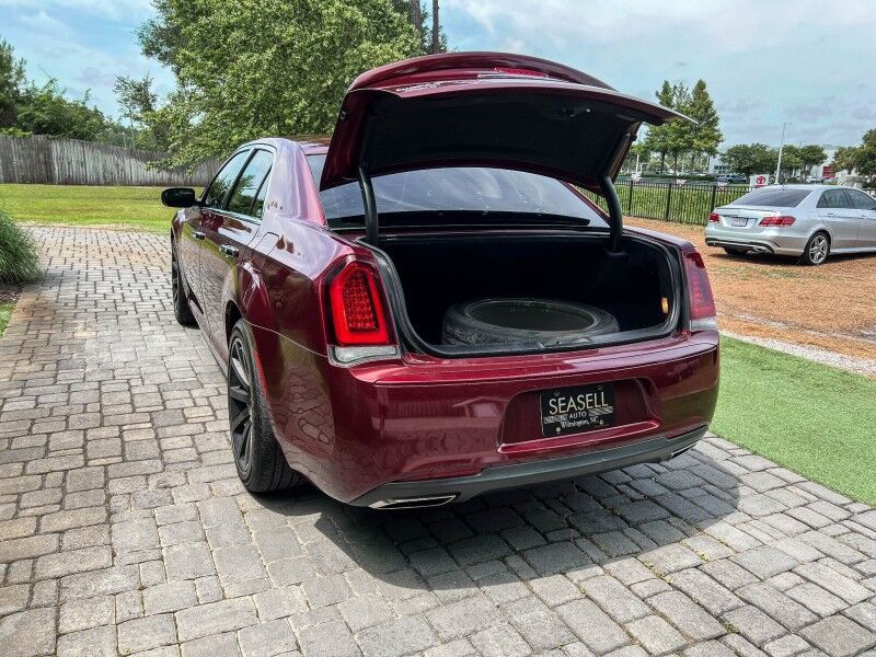 2019 Chrysler 300 Touring Wilmington NC