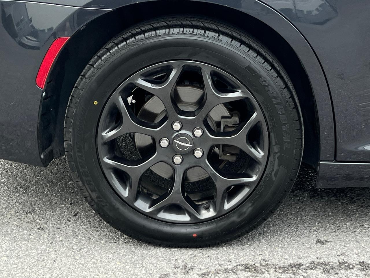 2019 Chrysler 300 Touring Hagerstown MD