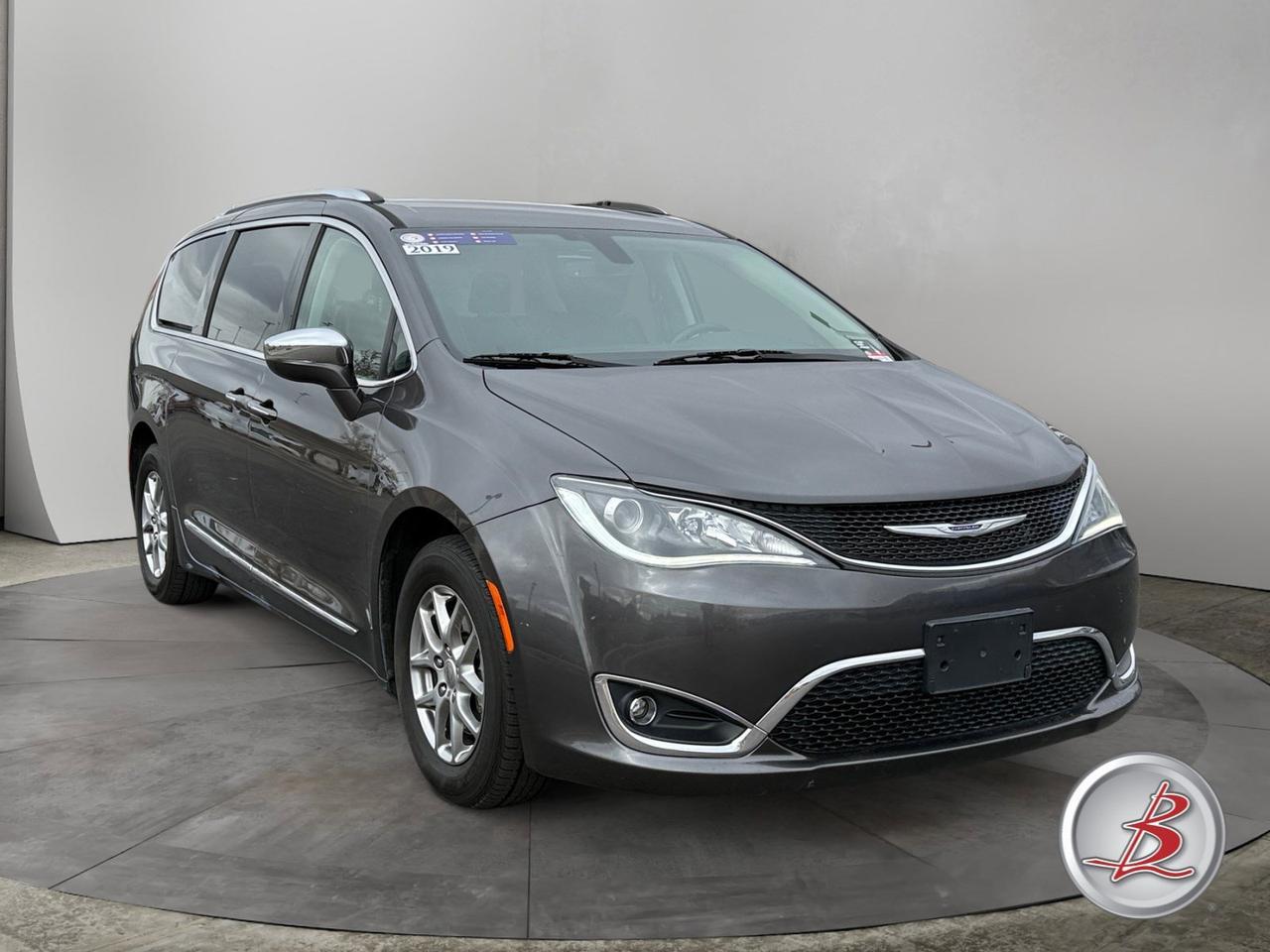2019 Chrysler PACIFICA Limited