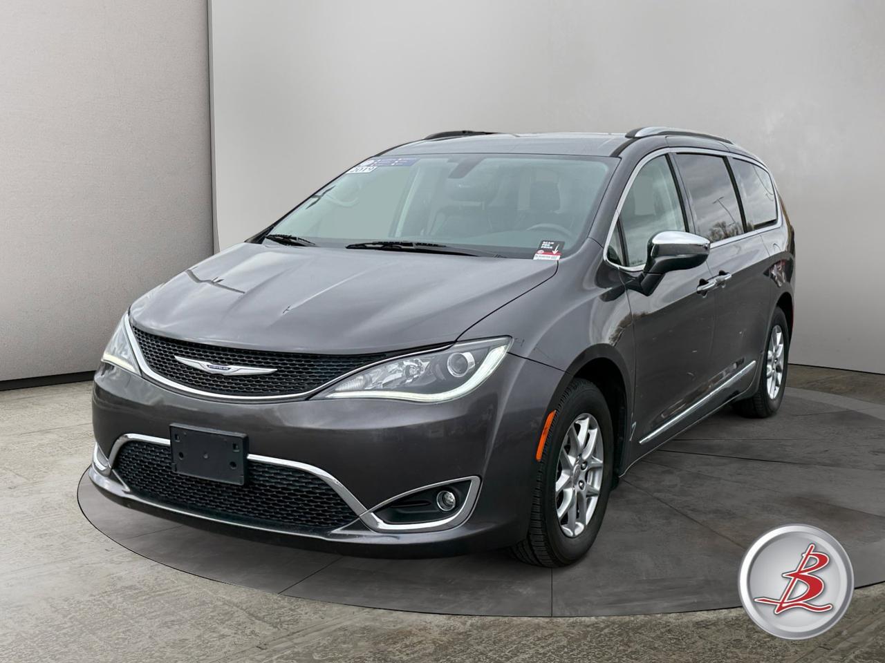 2019 Chrysler PACIFICA Limited