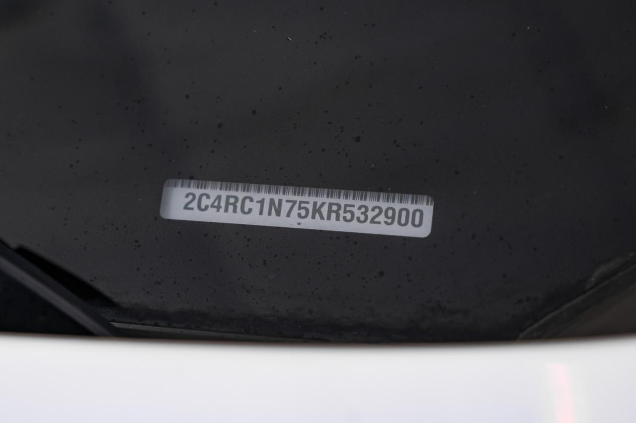 2019 Chrysler Pacifica Hybrid LIMITED BLIND SPOT ASSIST ADVANCED SAFETY TEC GROUP NAVIGATION T Carrollton TX