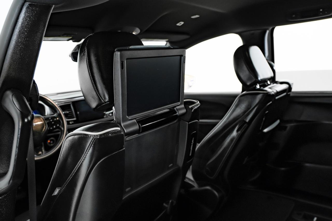 2019 Chrysler Pacifica Hybrid LIMITED BLIND SPOT ASSIST ADVANCED SAFETY TEC GROUP NAVIGATION T Carrollton TX