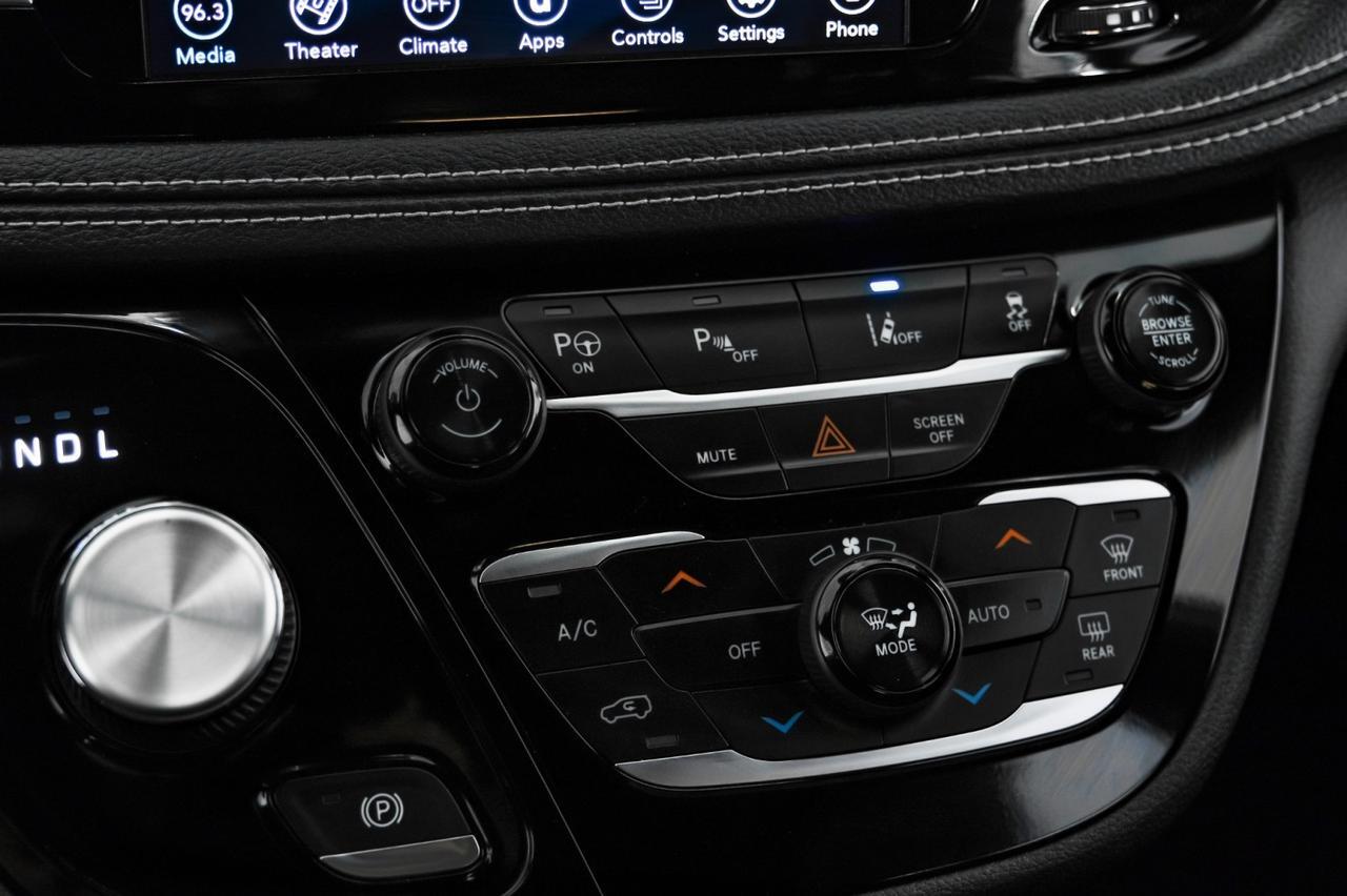 2019 Chrysler Pacifica Hybrid LIMITED BLIND SPOT ASSIST ADVANCED SAFETY TEC GROUP NAVIGATION T Carrollton TX