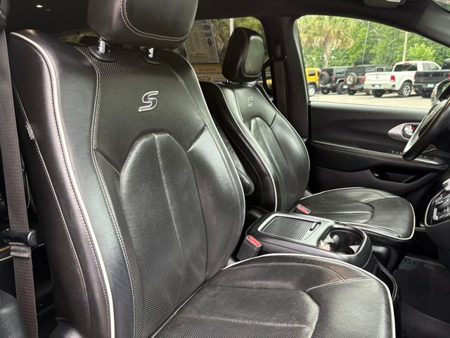 2019 Chrysler Pacifica Hybrid Limited Jacksonville FL