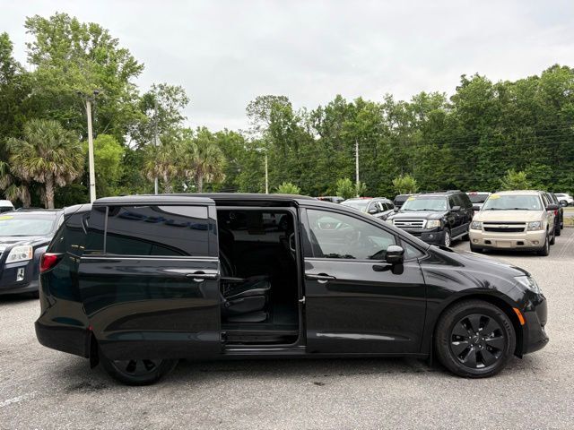 2019 Chrysler Pacifica Hybrid Limited Jacksonville FL