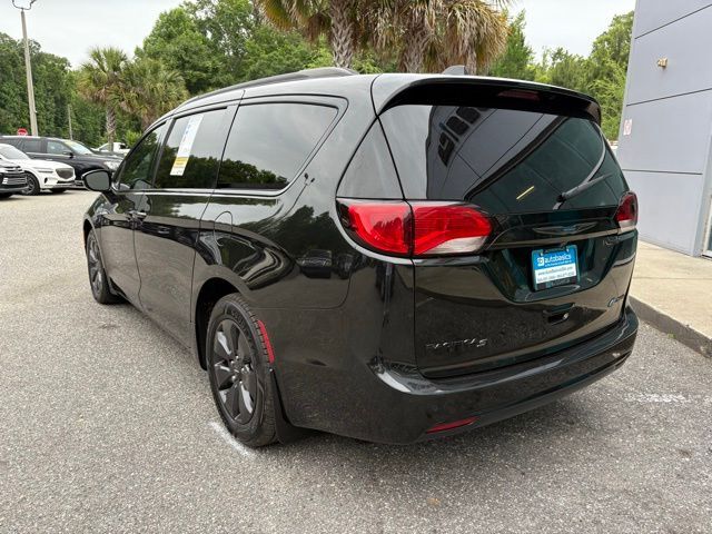 2019 Chrysler Pacifica Hybrid Limited
