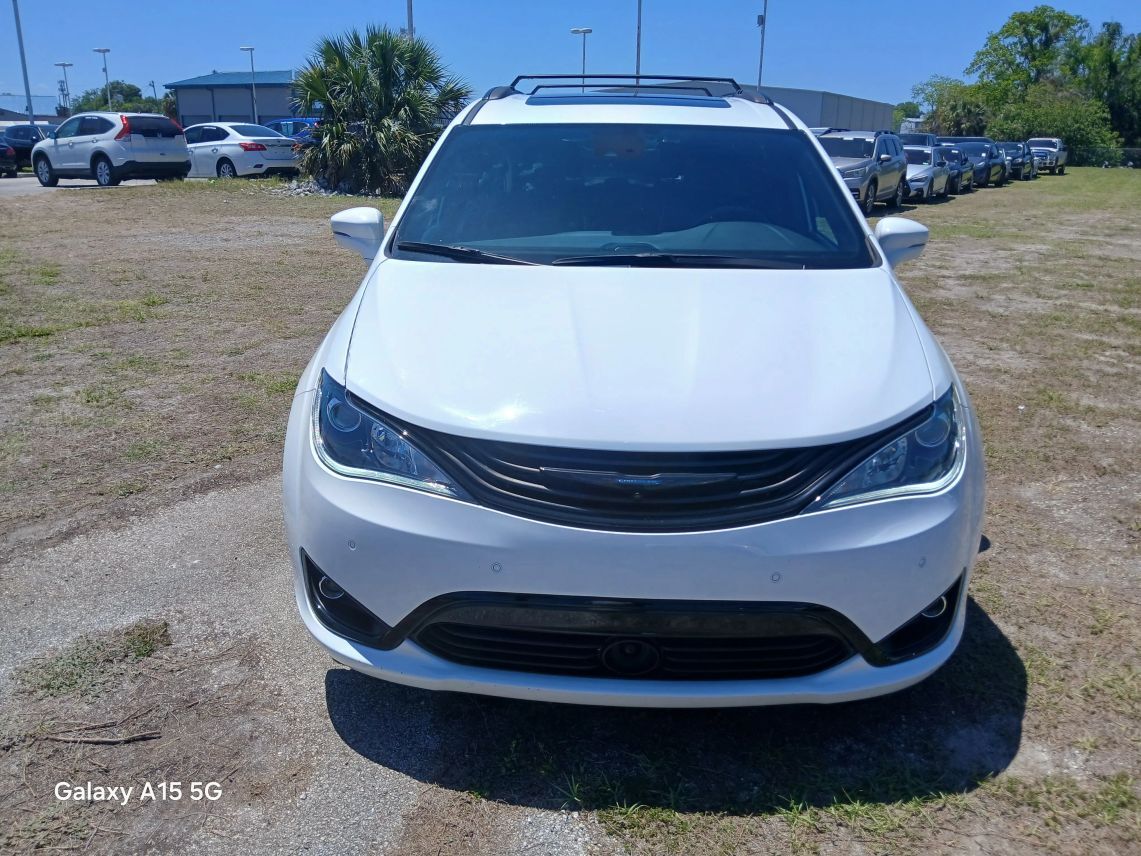 2019 Chrysler Pacifica Hybrid Limited Minivan 4D Maitland FL