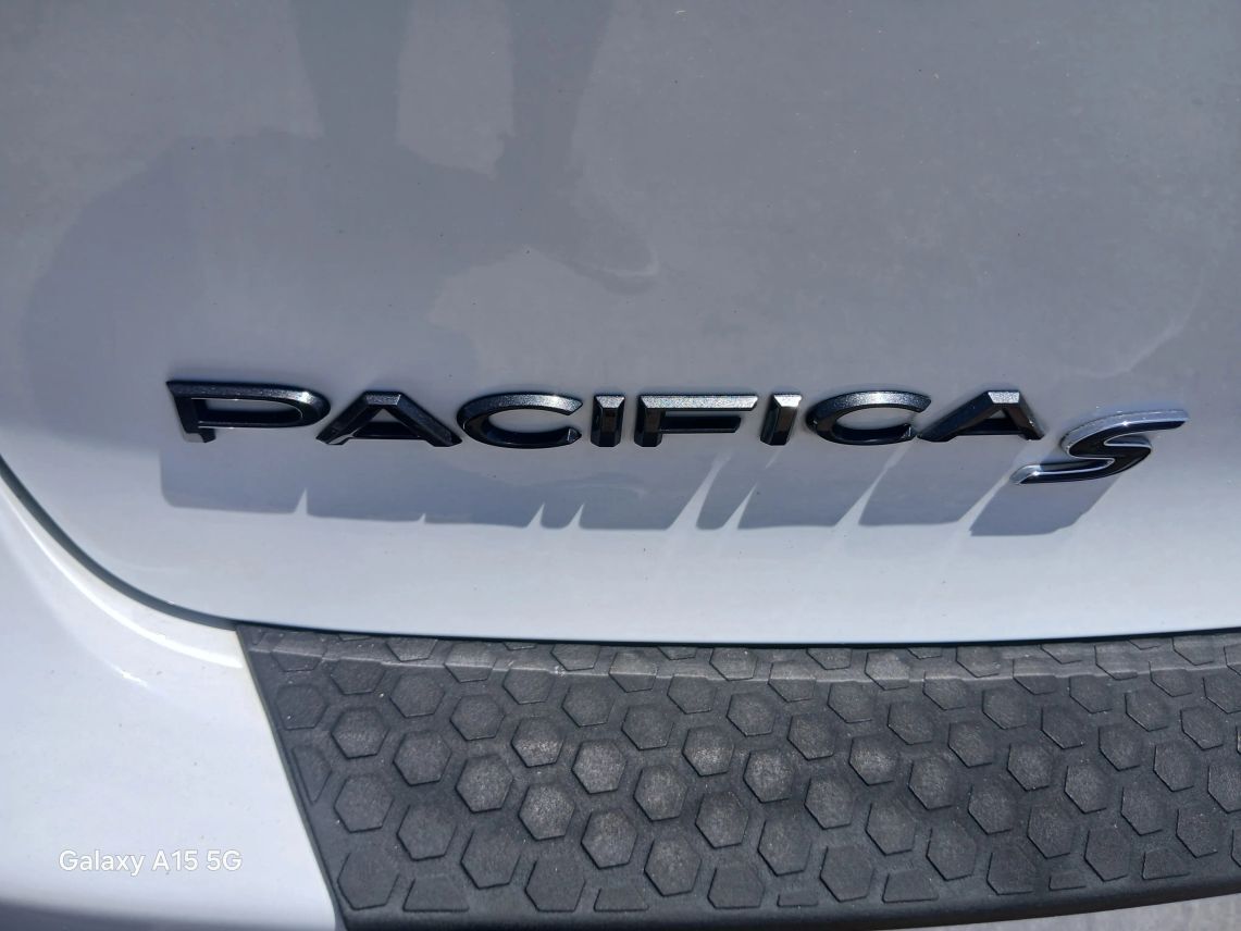 2019 Chrysler Pacifica Hybrid Limited Minivan 4D Maitland FL