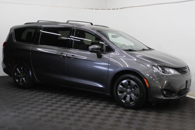 2019 Chrysler Pacifica Hybrid S