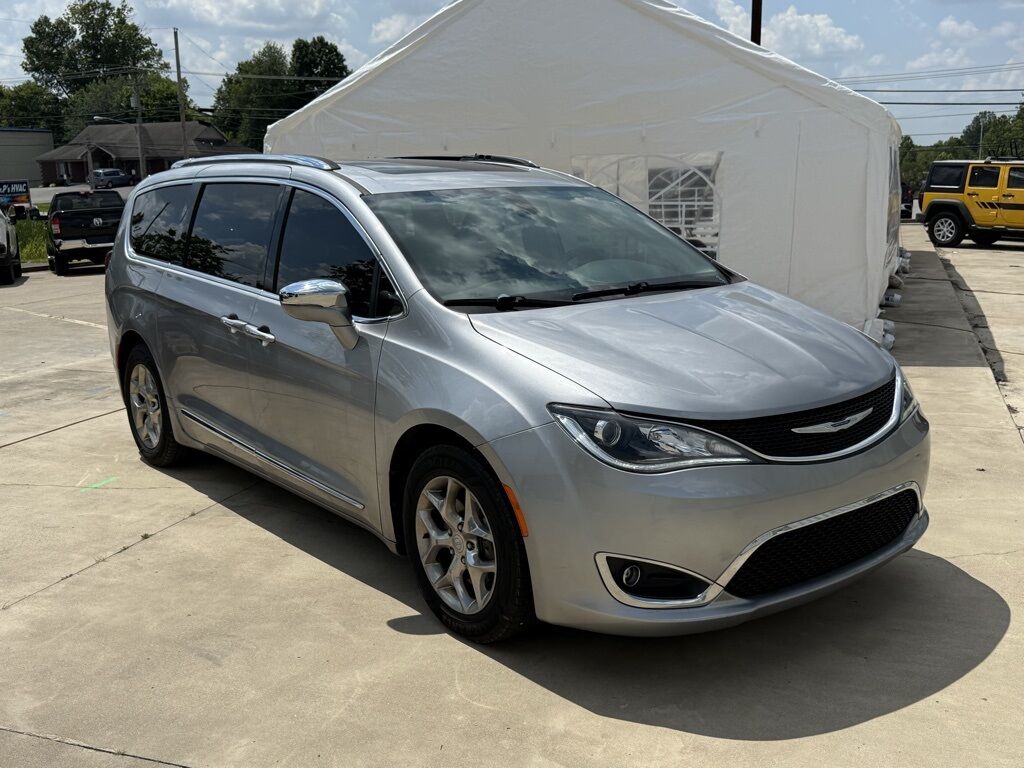 2019 Chrysler Pacifica Limited Crestwood KY