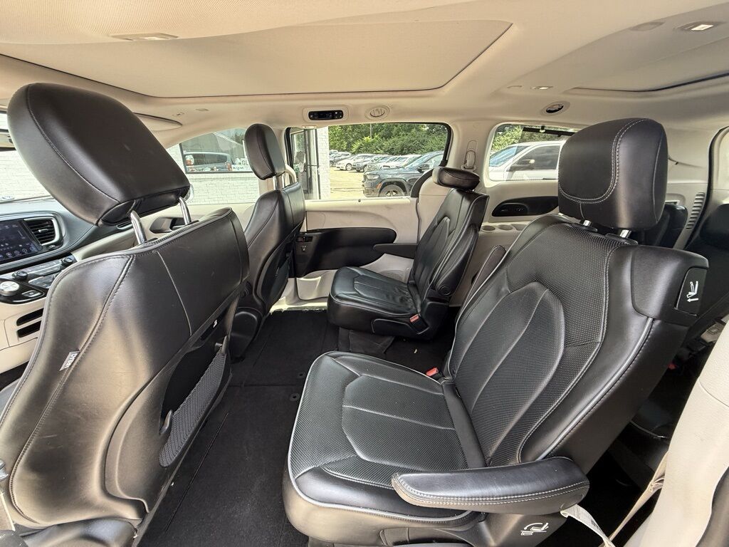 2019 Chrysler Pacifica Limited Crestwood KY