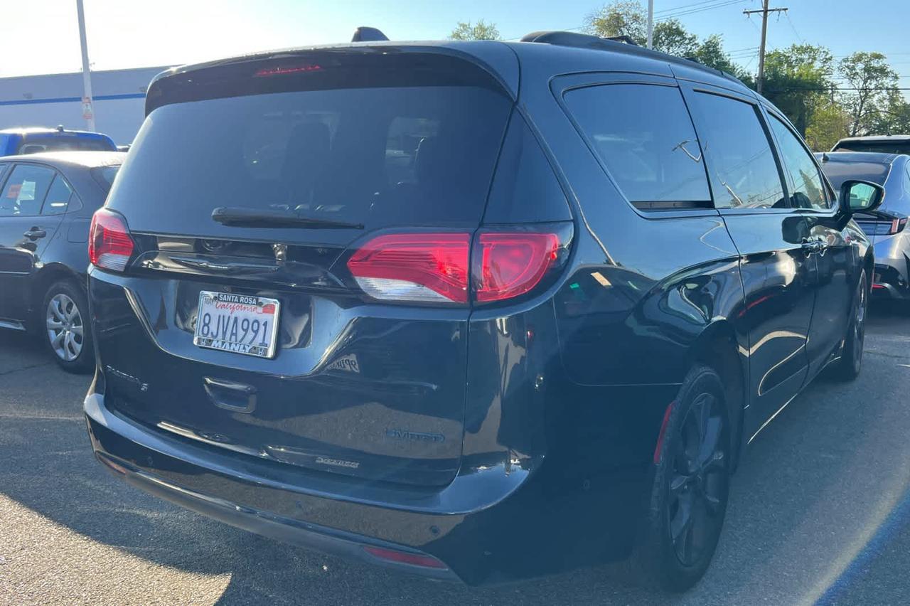 2019 Chrysler Pacifica Limited Roseville CA