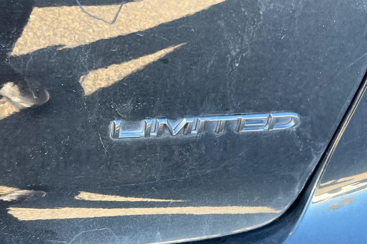 2019 Chrysler Pacifica Limited Roseville CA