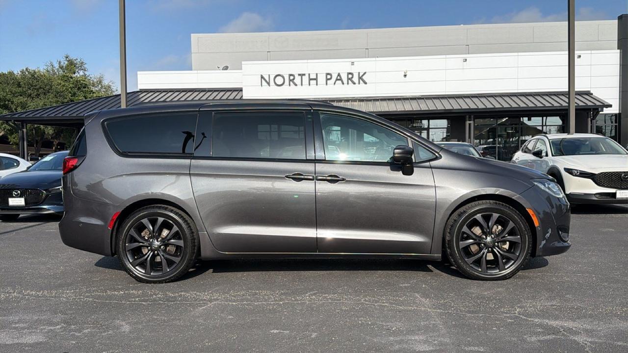 2019 Chrysler Pacifica Limited San Antonio TX