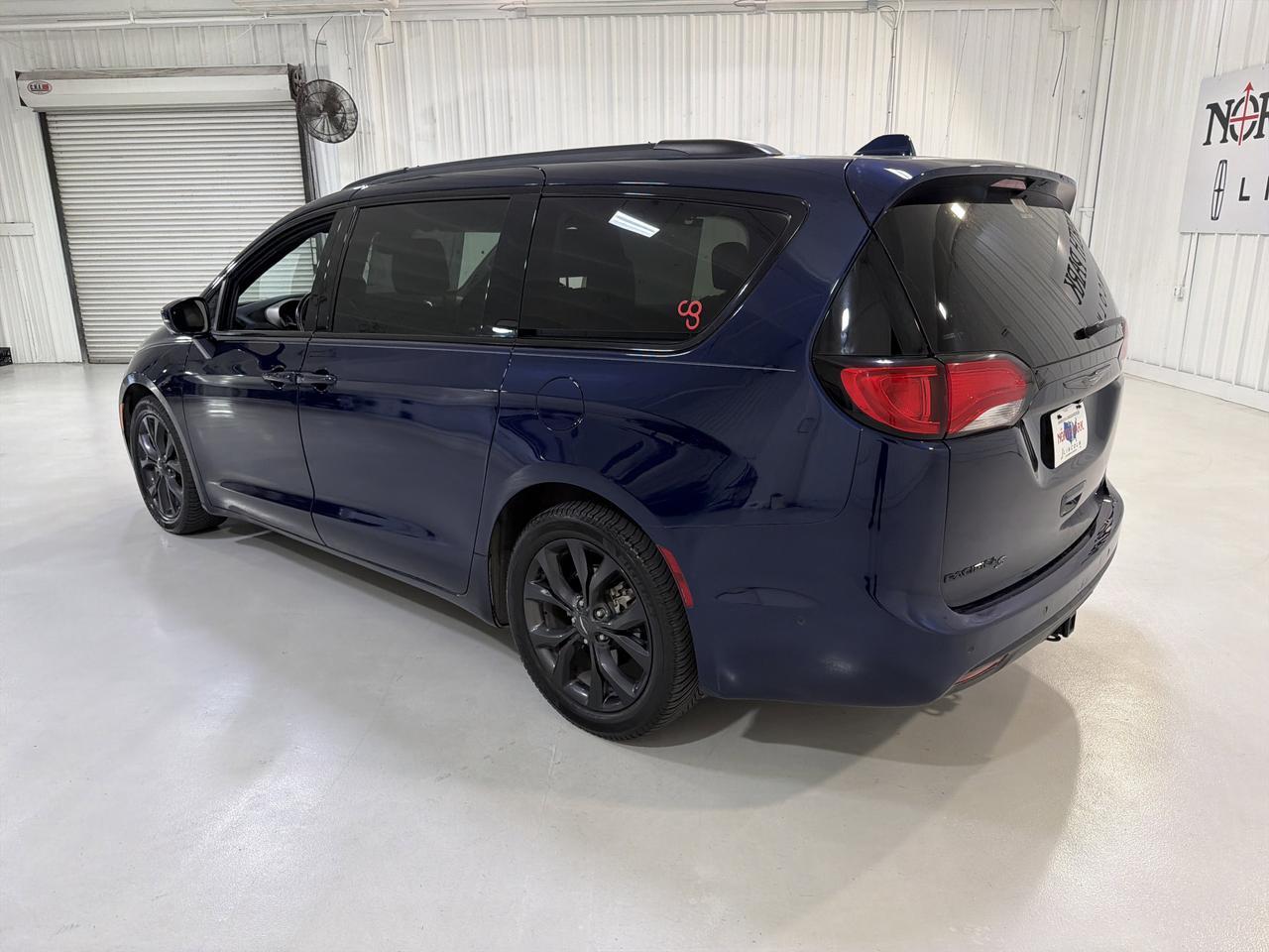 2019 Chrysler Pacifica Limited San Antonio TX