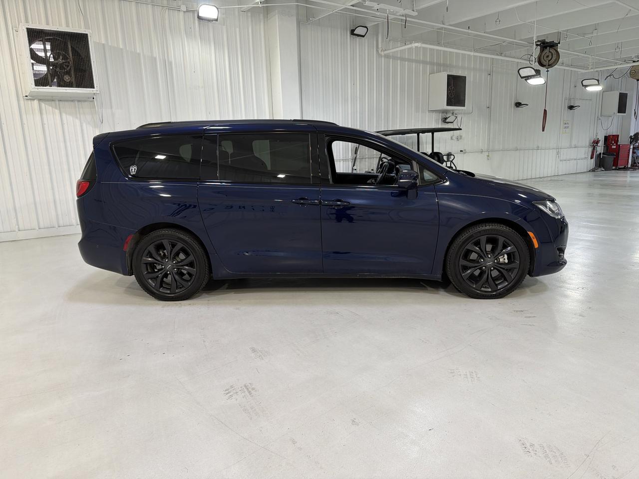 2019 Chrysler Pacifica Limited San Antonio TX