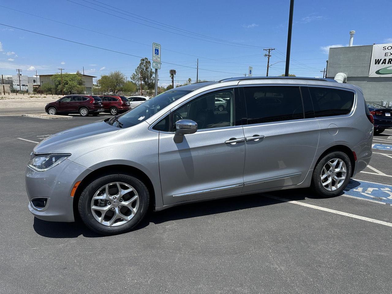 2019 Chrysler Pacifica Limited Tucson AZ