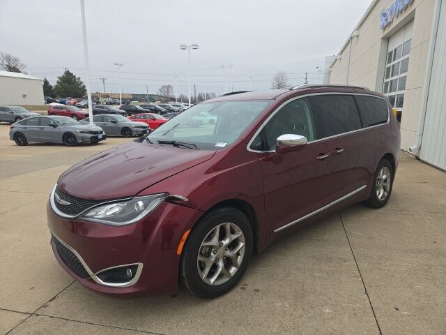 2019 Chrysler Pacifica Limited West Burlington IA