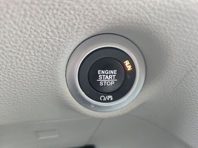 2019 Chrysler Pacifica Limited West Burlington IA