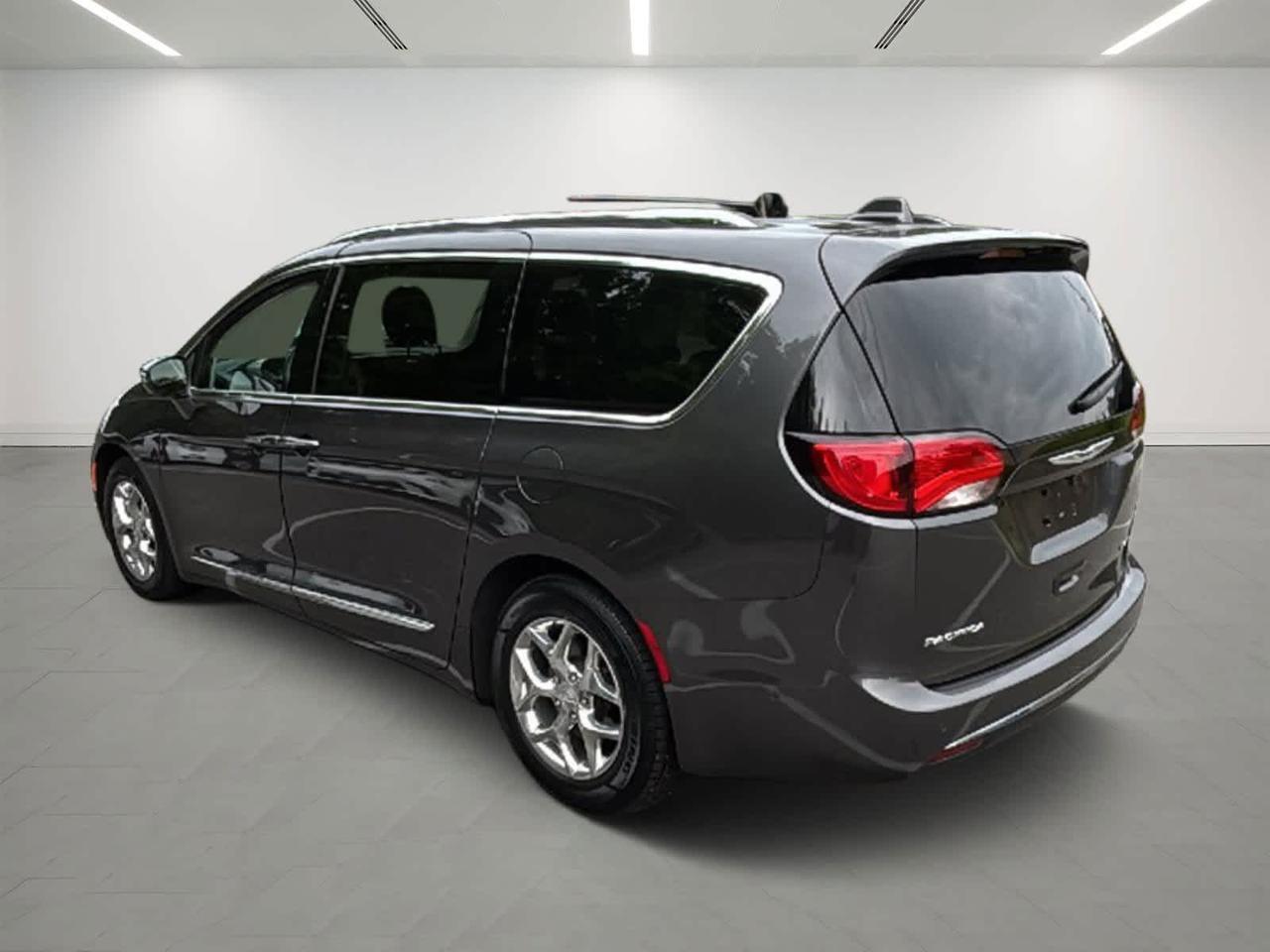 2019 Chrysler Pacifica Limited Hudson MA