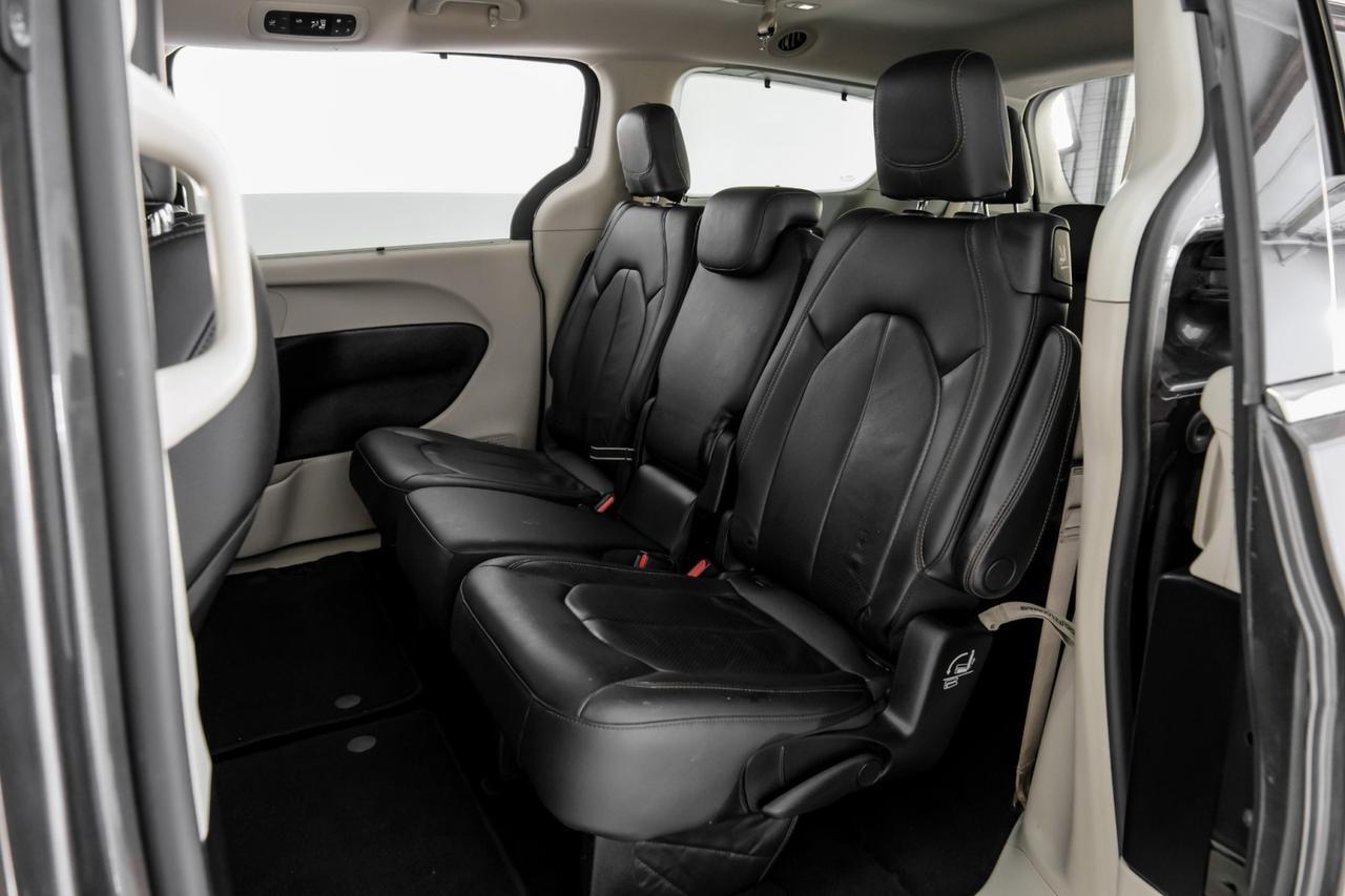 2019 Chrysler Pacifica TOURING L BLIND SPOT ASSIST LEATHER HEATED SEATS REAR CAMERA KEY Carrollton TX