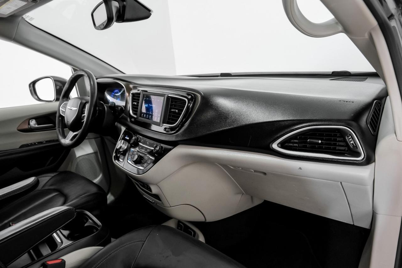 2019 Chrysler Pacifica TOURING L BLIND SPOT ASSIST LEATHER HEATED SEATS REAR CAMERA KEY Carrollton TX