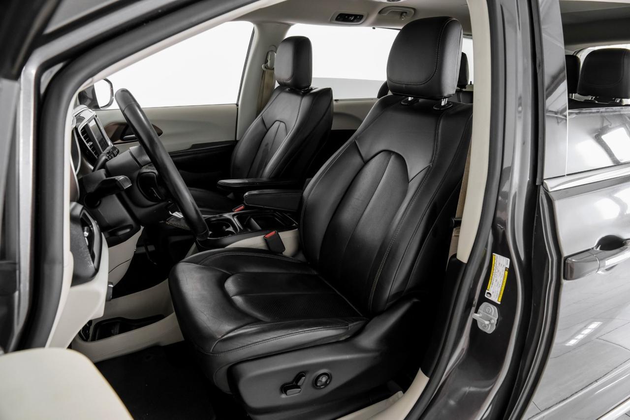 2019 Chrysler Pacifica TOURING L BLIND SPOT ASSIST LEATHER HEATED SEATS REAR CAMERA KEY Carrollton TX