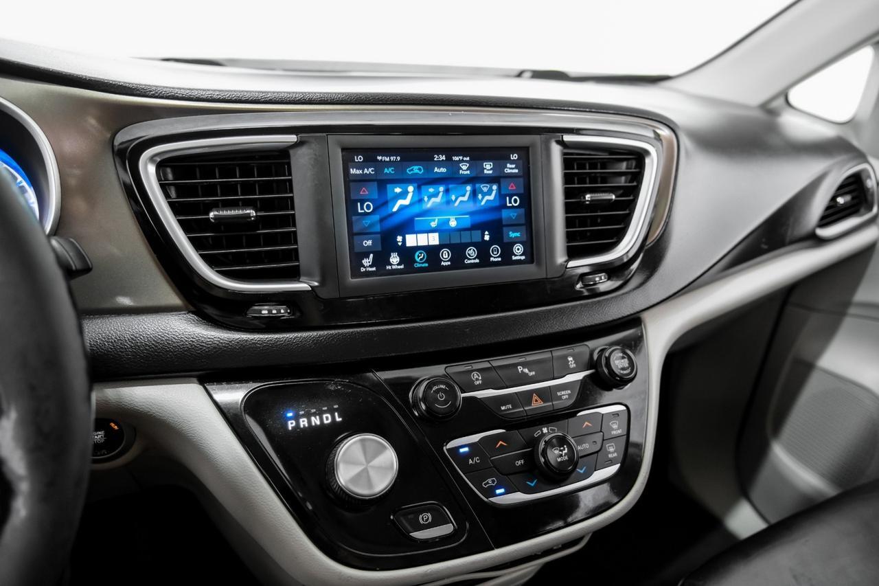 2019 Chrysler Pacifica TOURING L BLIND SPOT ASSIST LEATHER HEATED SEATS REAR CAMERA KEY Carrollton TX