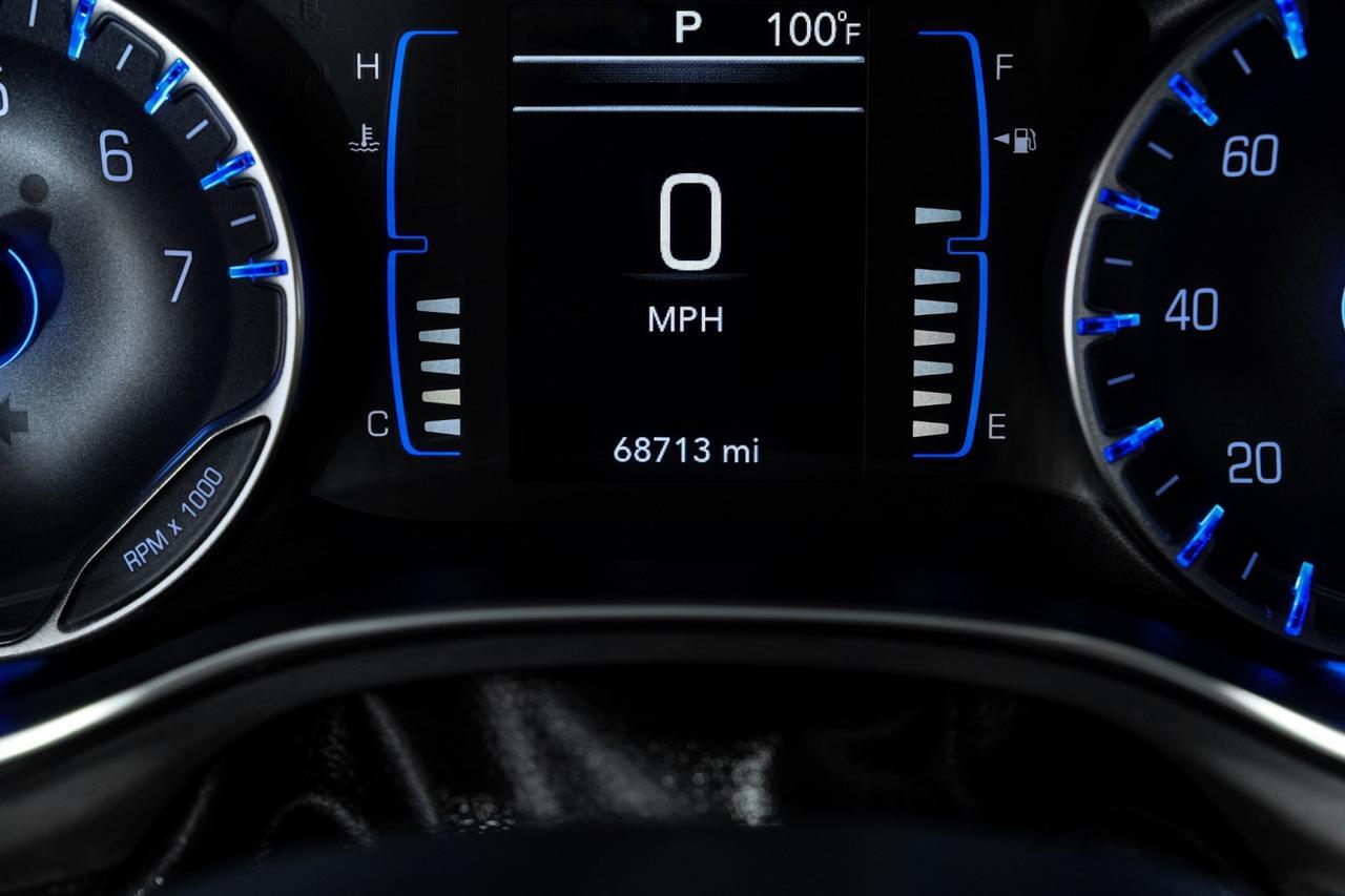 2019 Chrysler Pacifica TOURING L BLIND SPOT ASSIST NAVIGATION LEATHER HEATED SEATS REAR Carrollton TX