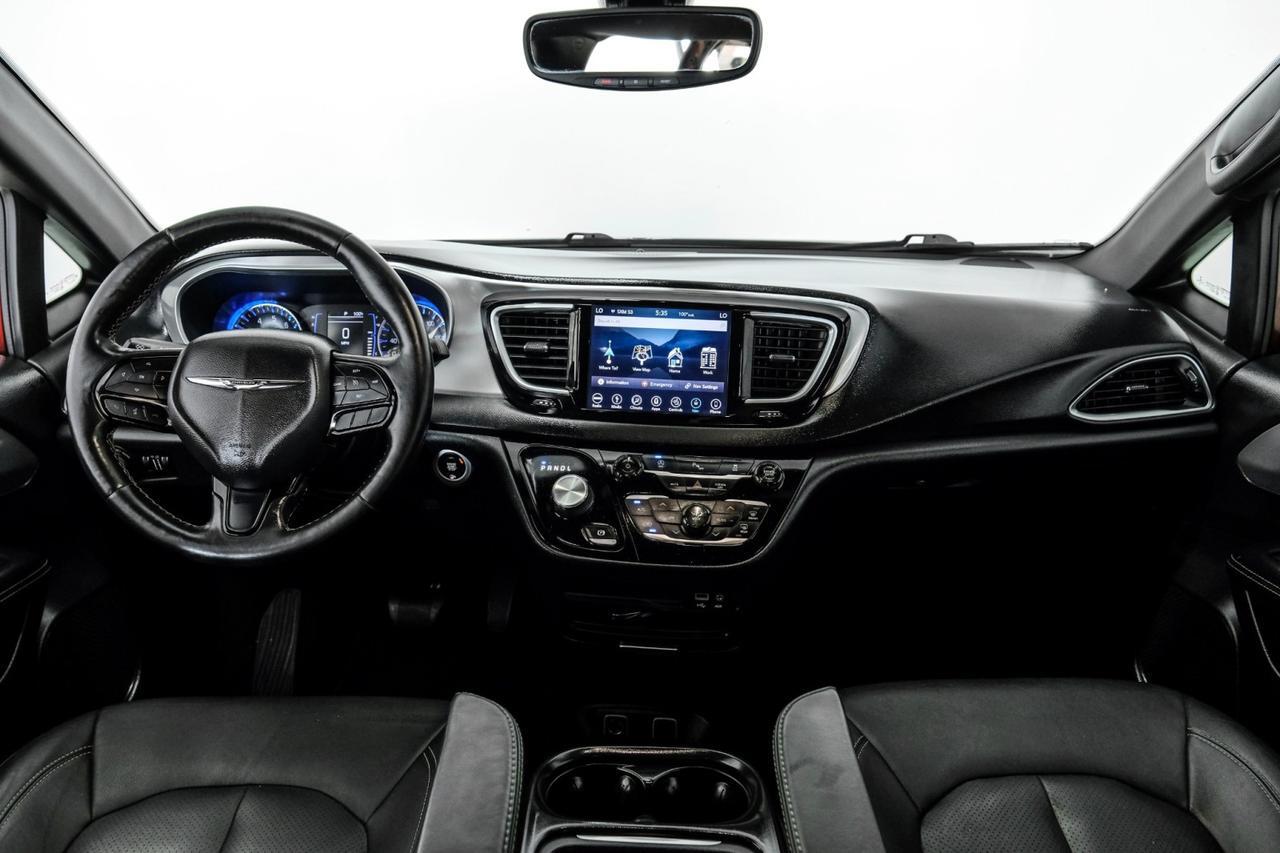 2019 Chrysler Pacifica TOURING L BLIND SPOT ASSIST NAVIGATION LEATHER HEATED SEATS REAR Carrollton TX