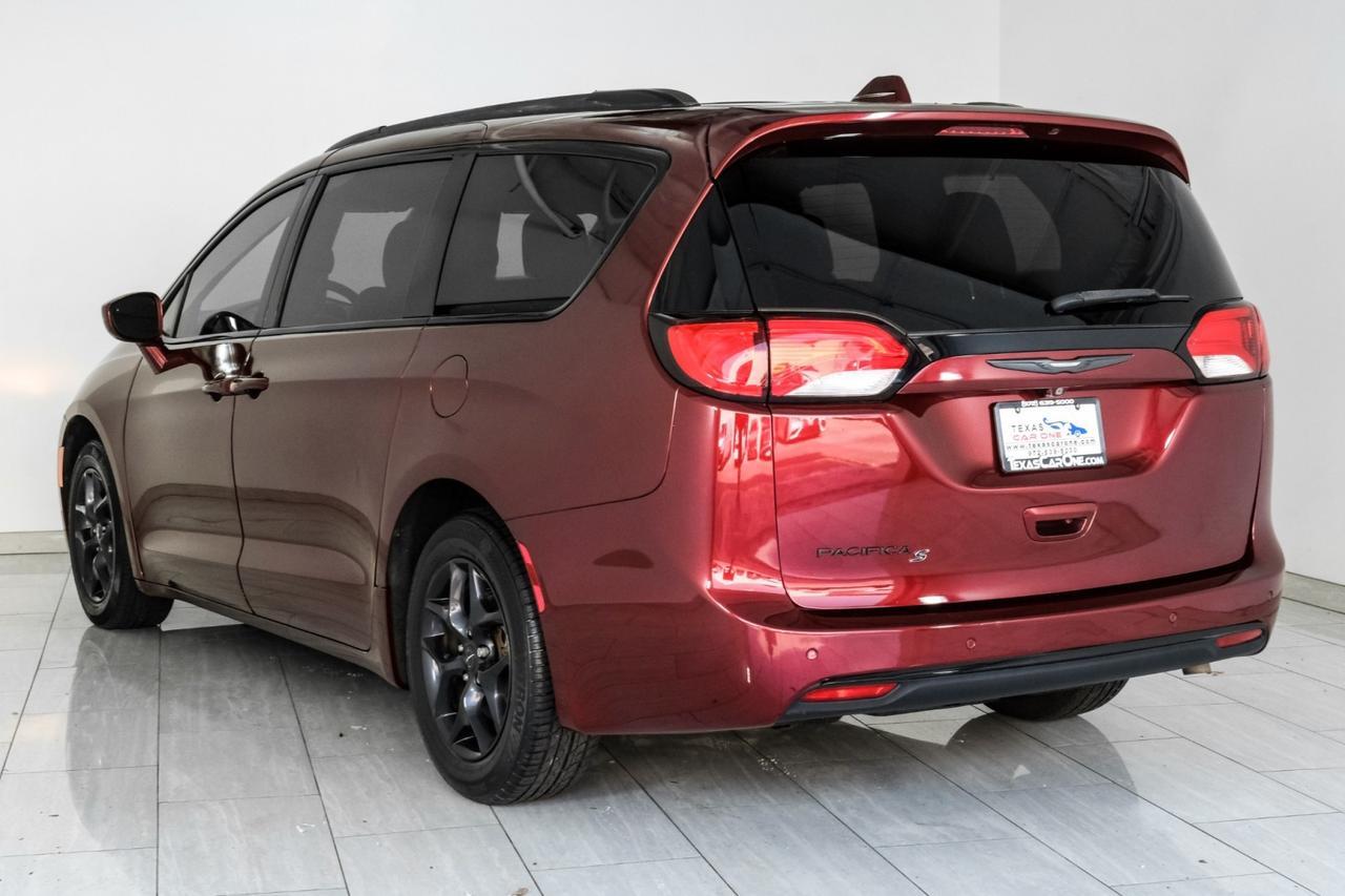 2019 Chrysler Pacifica TOURING L BLIND SPOT ASSIST NAVIGATION LEATHER HEATED SEATS REAR Carrollton TX