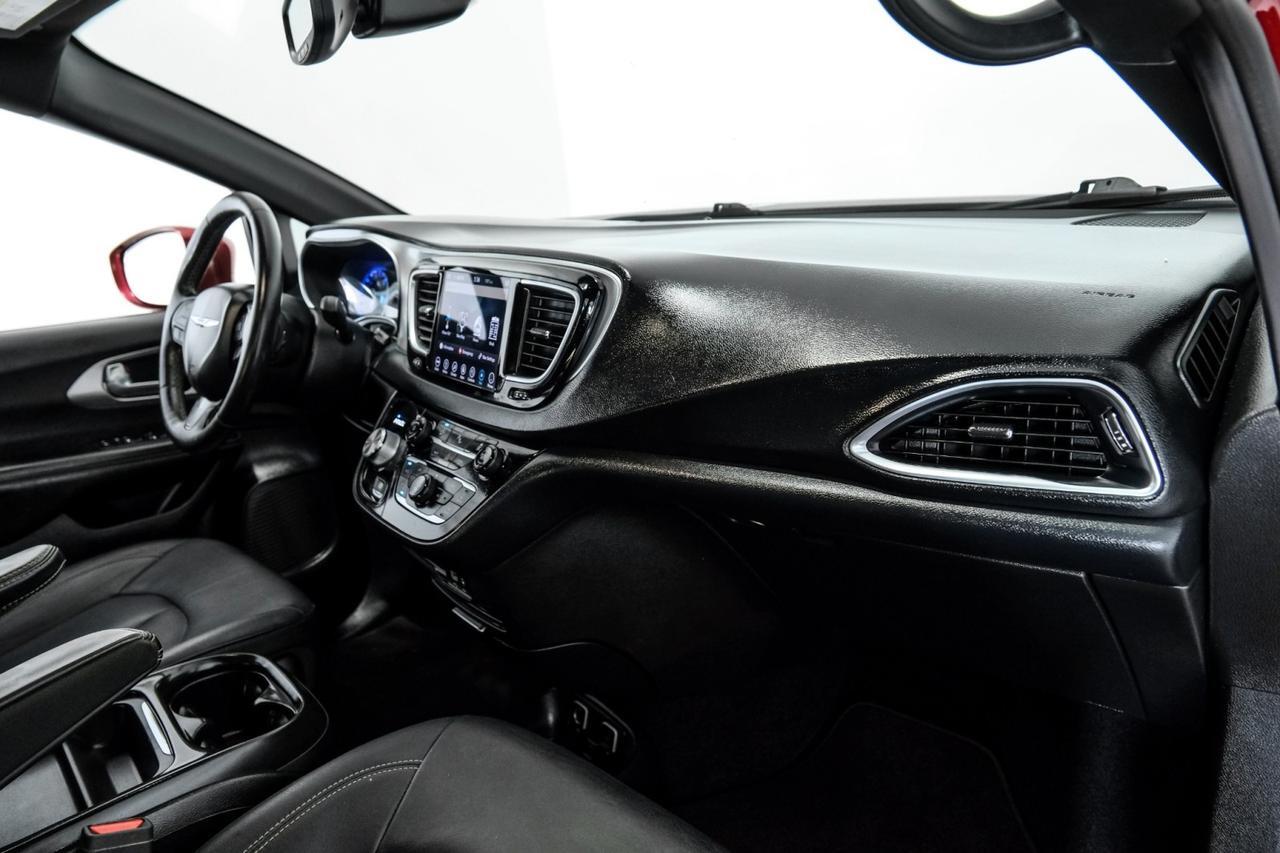2019 Chrysler Pacifica TOURING L BLIND SPOT ASSIST NAVIGATION LEATHER HEATED SEATS REAR Carrollton TX