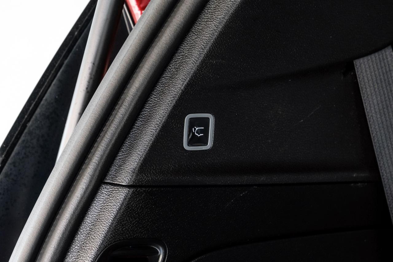 2019 Chrysler Pacifica TOURING L BLIND SPOT ASSIST NAVIGATION LEATHER HEATED SEATS REAR Carrollton TX