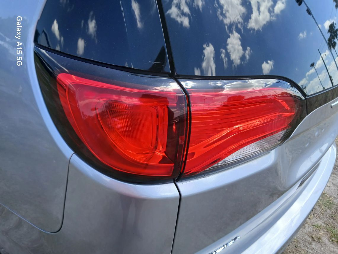 2019 Chrysler Pacifica Touring L Minivan 4D Maitland FL