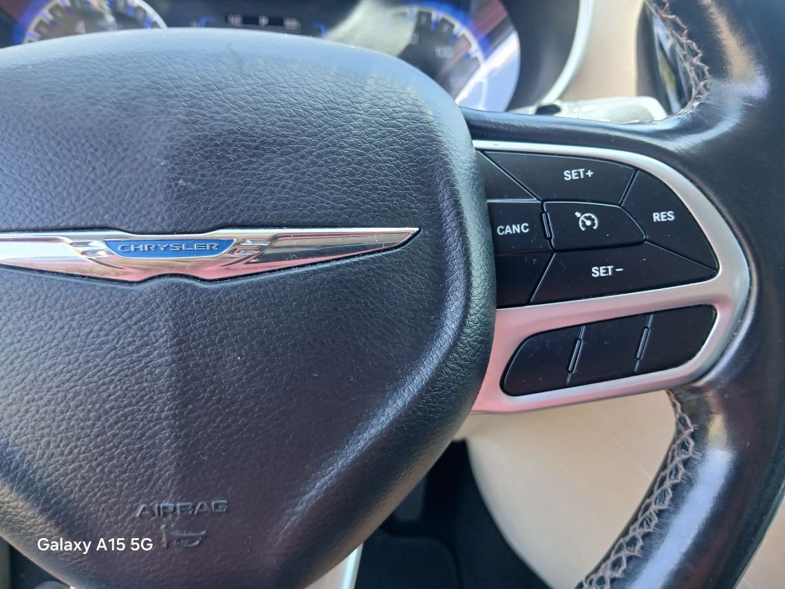 2019 Chrysler Pacifica Touring L Minivan 4D Maitland FL
