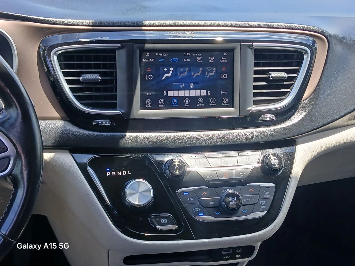 2019 Chrysler Pacifica Touring L Minivan 4D Maitland FL