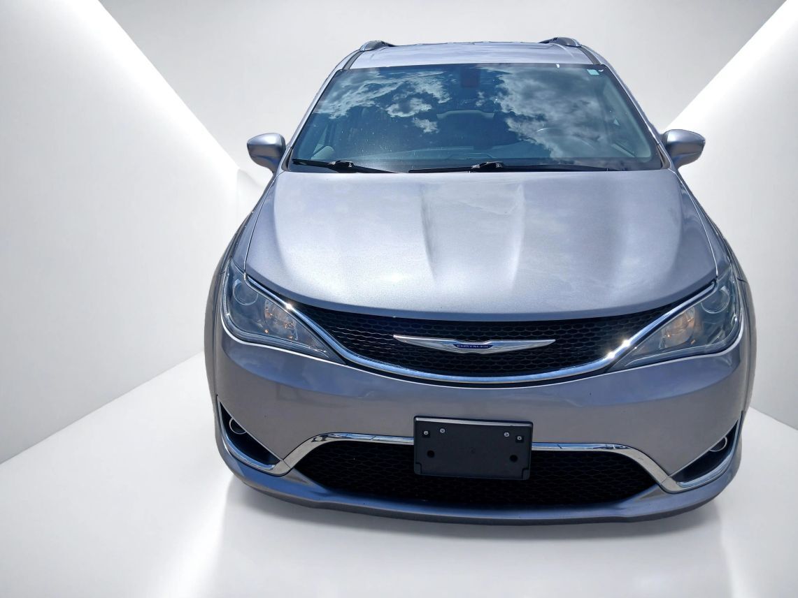 2019 Chrysler Pacifica Touring L Minivan 4D Maitland FL