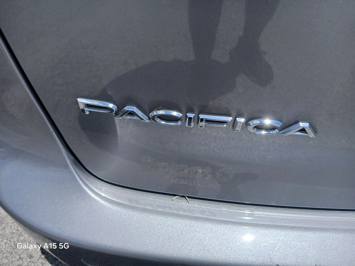 2019 Chrysler Pacifica Touring L Minivan 4D Maitland FL