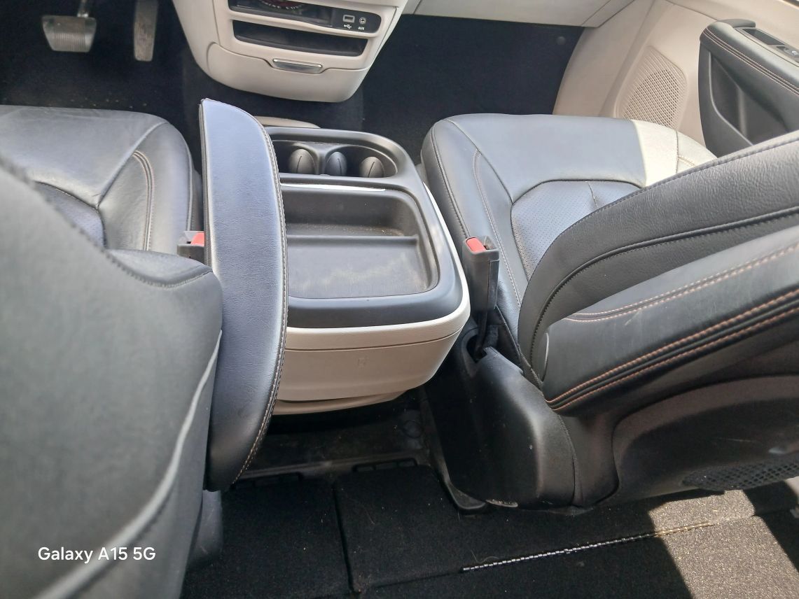 2019 Chrysler Pacifica Touring L Minivan 4D Maitland FL