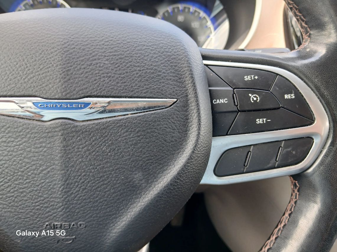 2019 Chrysler Pacifica Touring L Minivan 4D Maitland FL