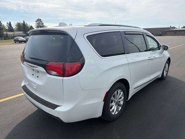2019 Chrysler Pacifica Touring L Pine River MN