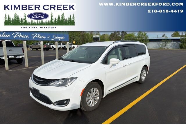 2019 Chrysler Pacifica Touring L