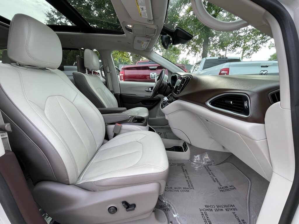 2019 Chrysler Pacifica Touring L Plus