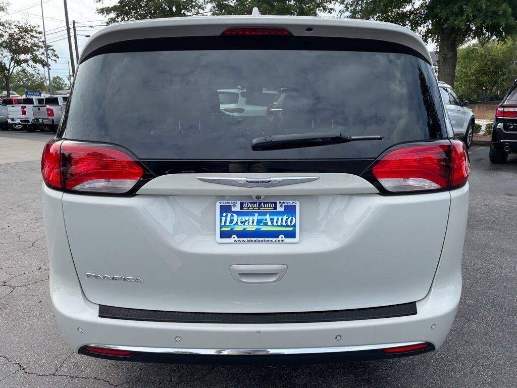 2019 Chrysler Pacifica Touring L Plus