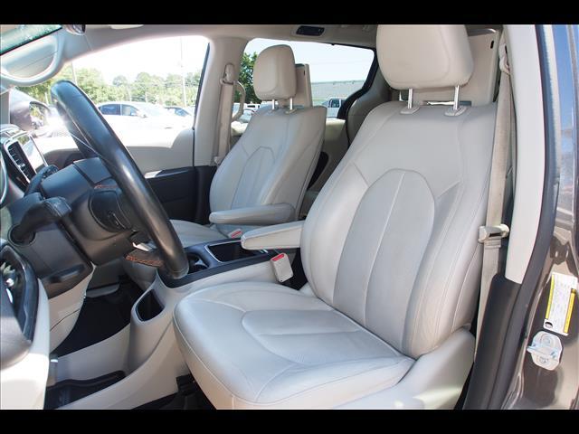 2019 Chrysler Pacifica Touring L Plus