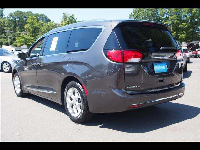 2019 Chrysler Pacifica Touring L Plus
