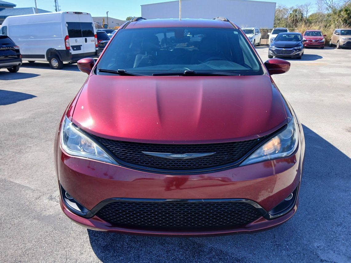 2019 Chrysler Pacifica Touring L Plus Minivan 4D