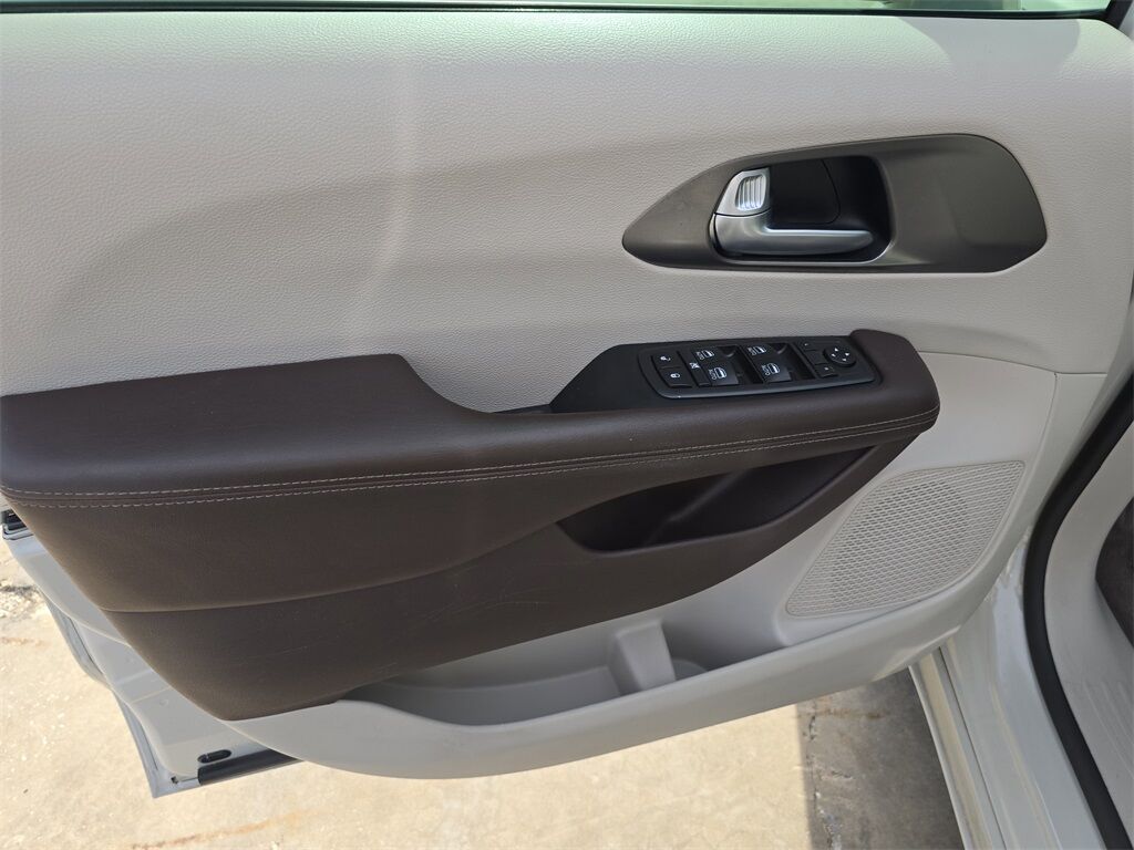 2019 Chrysler Pacifica Touring L Plus San Clemente CA