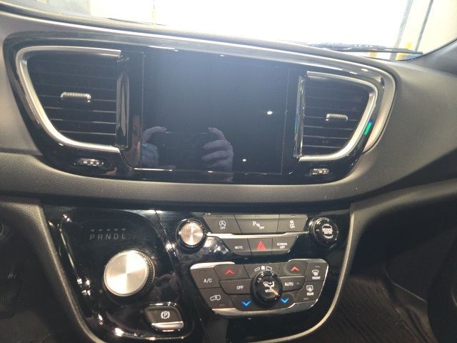 2019 Chrysler Pacifica Touring L Plus West Burlington IA